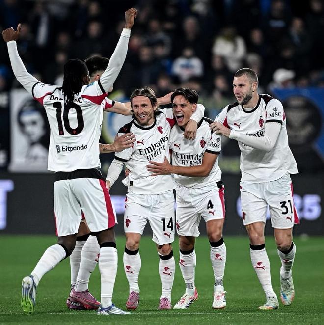 凯尔特人胜猛龙赢下卡位战！5连胜+12战10胜 无塔图姆升东部第3（无塔图姆凯尔特人擒猛龙拿下卡位战：豪取5连胜、近12场10胜升至东部第3）