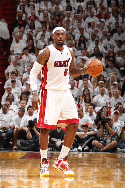 特瓦斯：梅罗瓜穆离开不会影响西甲质量，与英超差距正在缩小（特瓦斯：梅罗瓜穆相继离开不损西甲水准，与英超差距正逐步缩小）