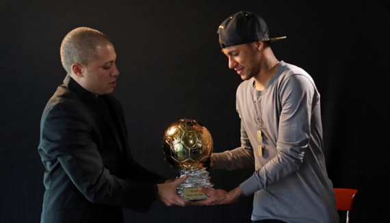 不看好邵佳一执教国足❗详细介绍邵佳一履历❗（邵佳一执教国足前景存疑：履历详解）