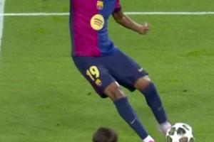 皇马1.5亿新星入选大名单！18岁天才中卫获首次征召，利物浦多特疯抢皇马死活不卖（18岁天才中卫首入皇马大名单：1.5亿新星遭利物浦、多特竞逐，皇马坚决留人）