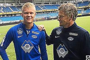 埃姆雷·詹：我们会在德甲和欧冠全力以赴，尽管德国杯止步令人失望