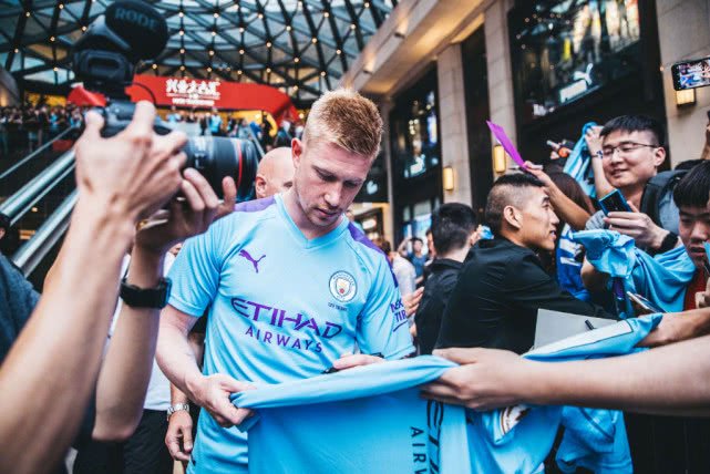 意媒：安古伊萨在喀麦隆国家队中遭遇肌肉受伤（意媒称安古伊萨随喀麦隆国家队期间肌肉受伤）