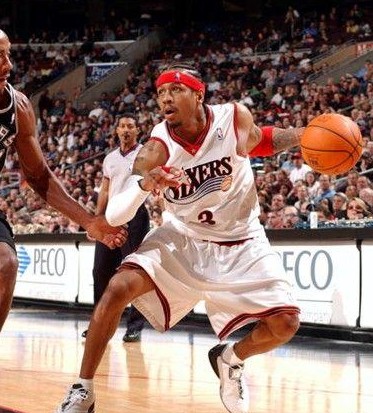 热议国足选帅：本土教练是陪标的；选土帅洋帅都是领导一句话（国足选帅引发热议：本土教练被指成陪跑，土帅洋帅归根还是领导说了算）