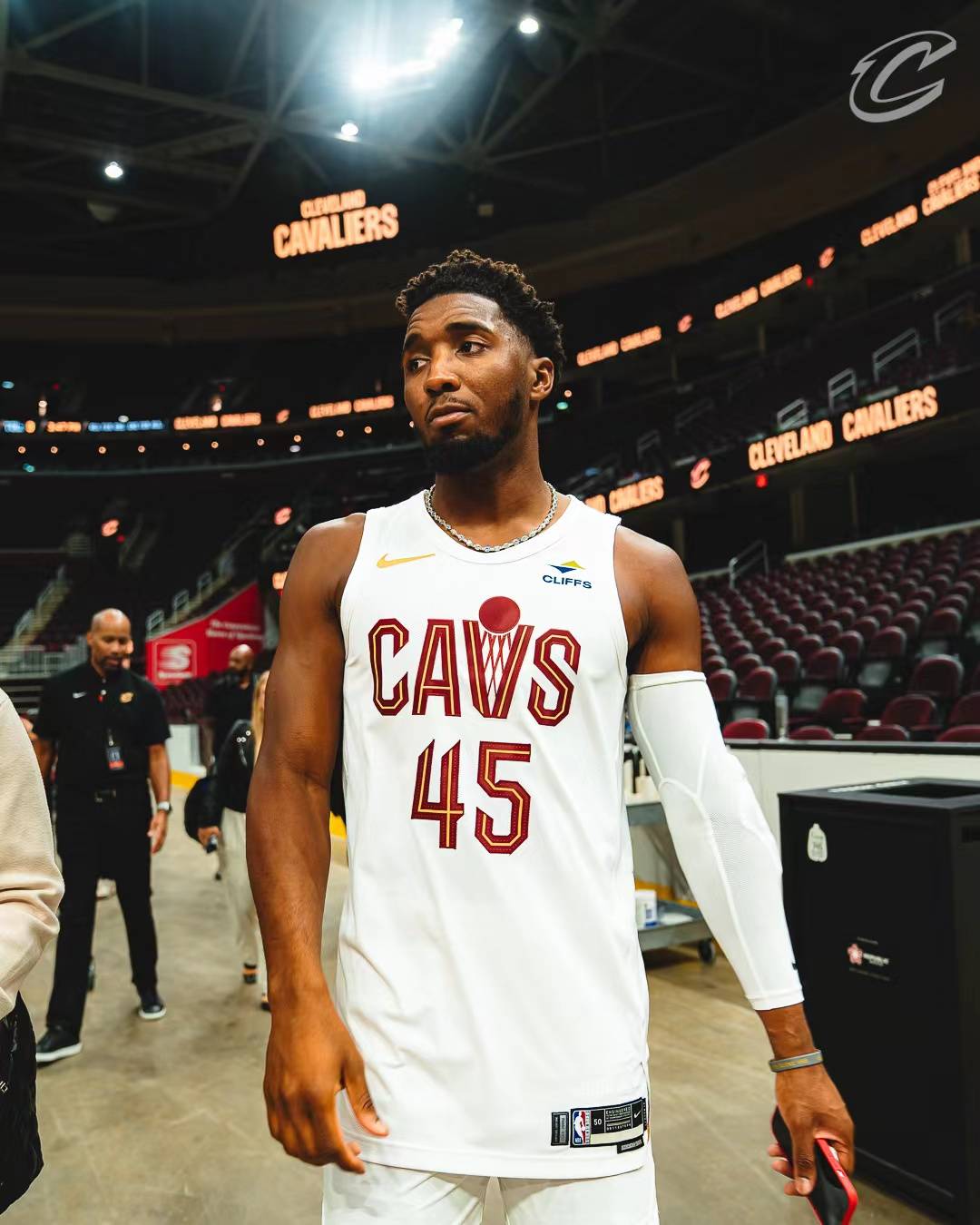 范戴克：我们将传承若塔的精神，俱乐部的处理方式都是最好的（范戴克：我们会延续若塔的精神，俱乐部的应对无可挑剔）