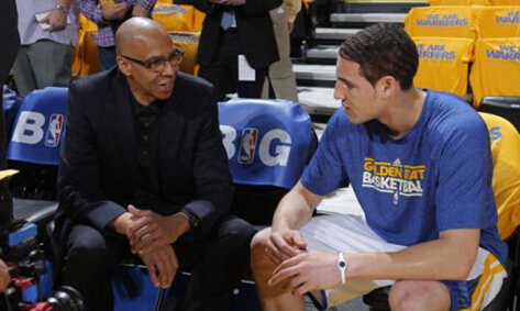 美记：欧文一直渴望复出，乐观估计他会在全明星前回归（美媒：欧文复出意愿强烈，预计全明星前回归）