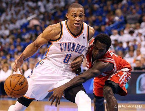 阿斯：拉菲尼亚因为肌肉不适缺战贝蒂斯，他能出战下场欧冠（阿斯：拉菲尼亚因肌肉不适无缘战贝蒂斯，预计可出战下一场欧冠）