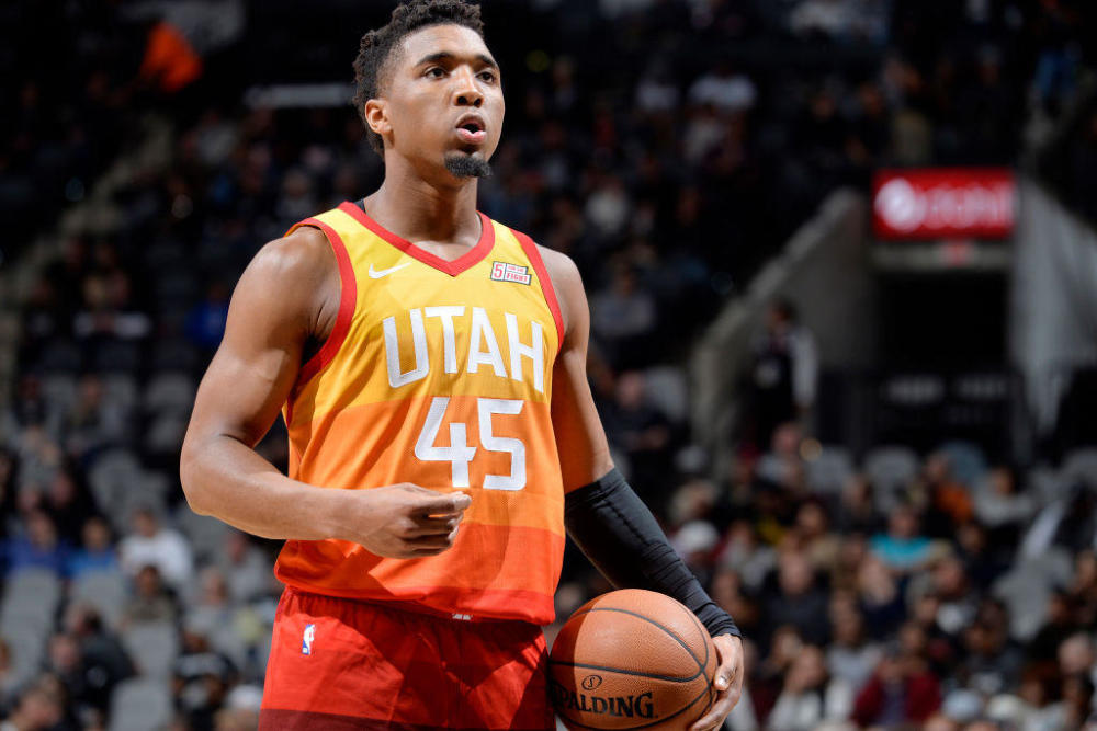 英超前瞻：布伦特福德主场强势，伯恩利客场表现不佳防守糟糕（英超前瞻：布伦特福德坐镇主场占优，伯恩利客场低迷防守成隐患）