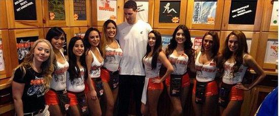 记者：加图索准备征召帕莱斯特拉，已派意大利队球探多次考察（记者称加图索计划征召帕莱斯特拉，意大利队已多次派球探考察）