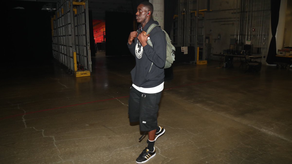 德转列进攻型中场身价榜：贝林1.8亿欧居首，穆西亚拉第二（德转发布进攻型中场身价榜：贝林厄姆1.8亿欧领跑，穆西亚拉第二）