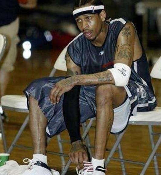 半场战报：国米0-0米兰，劳塔罗、阿切尔比中柱（半场：国米与米兰互交白卷，劳塔罗与阿切尔比先后中柱）