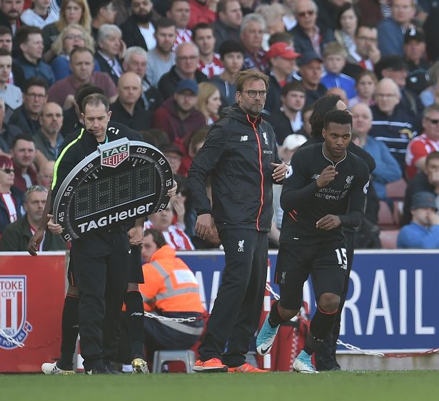 哈兰德赛后采访玩梗：保持谦逊；卡拉格、基恩做节目叫上我爸（哈兰德赛后妙语：要保持谦逊；喊话卡拉格、基恩节目请上我父亲）